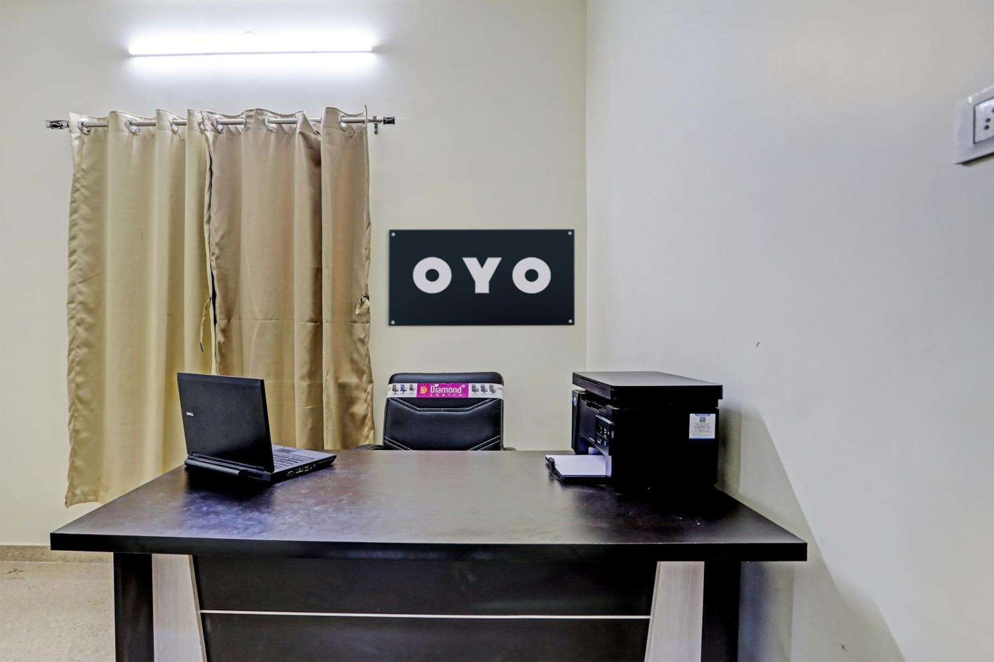 Hotel O P S Nagpur Eksteriør billede